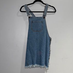 Overall dress